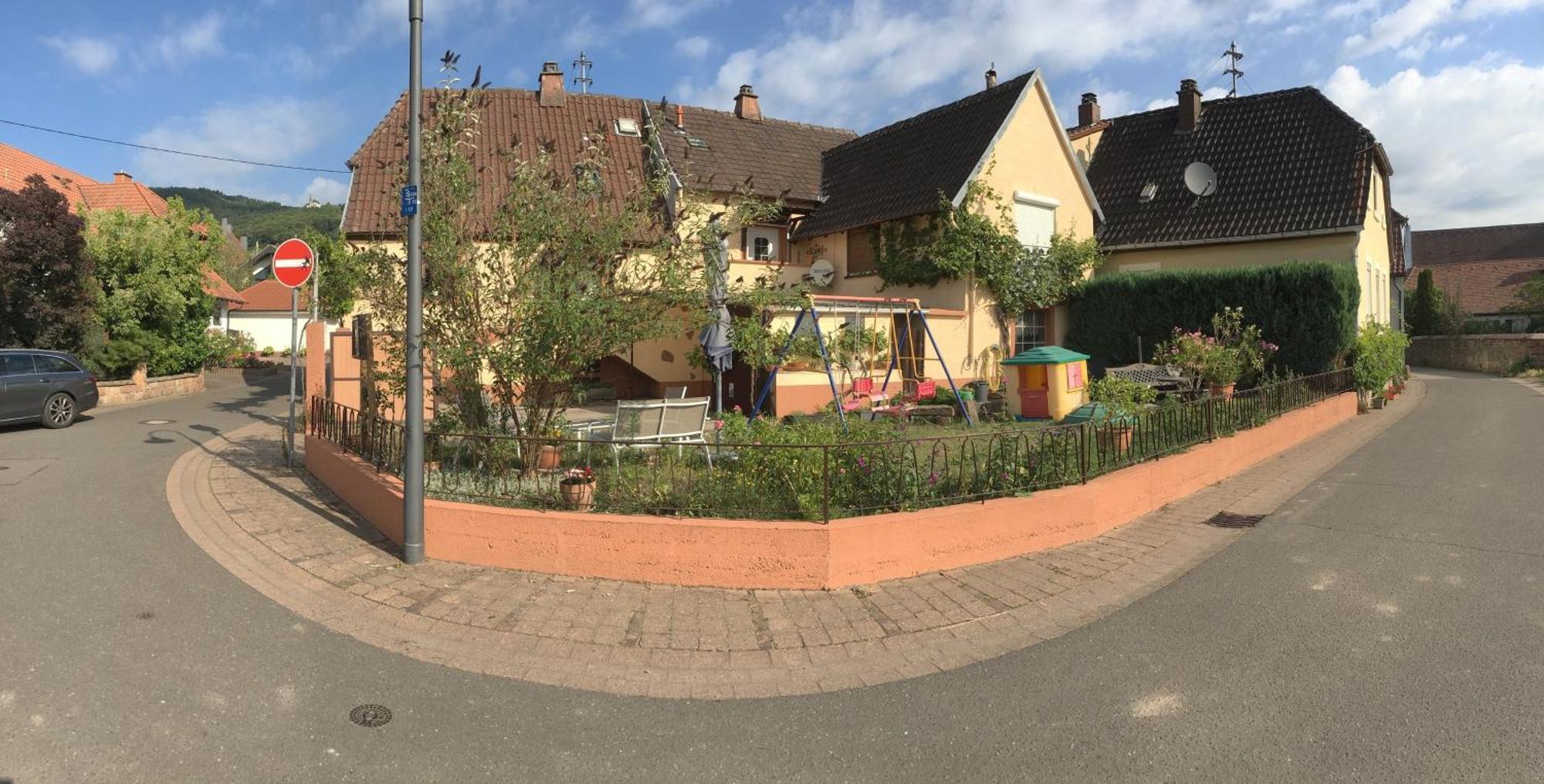 Ferienwohnung Suedpfalzblick Burrweiler Buitenkant foto